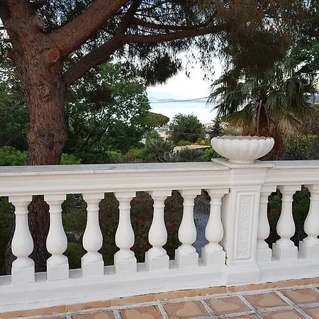 Apartment White Lacco Ameno
